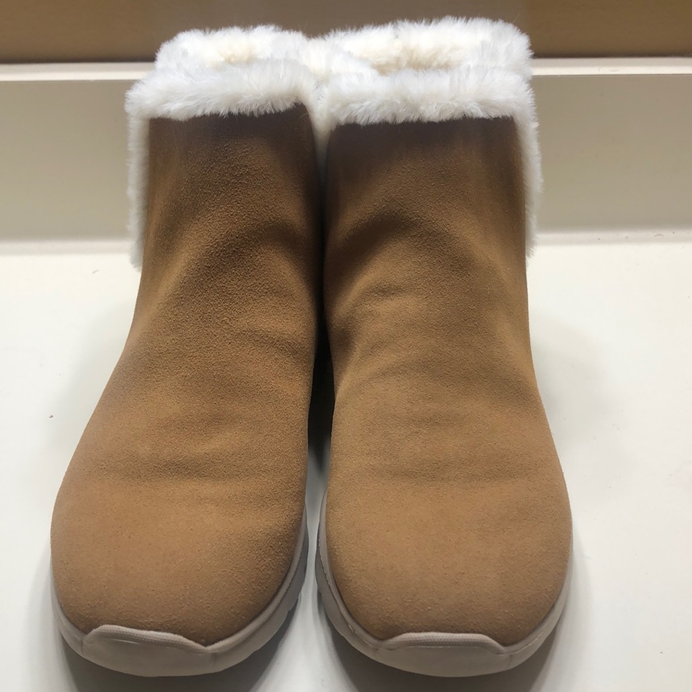 Sketchers boots